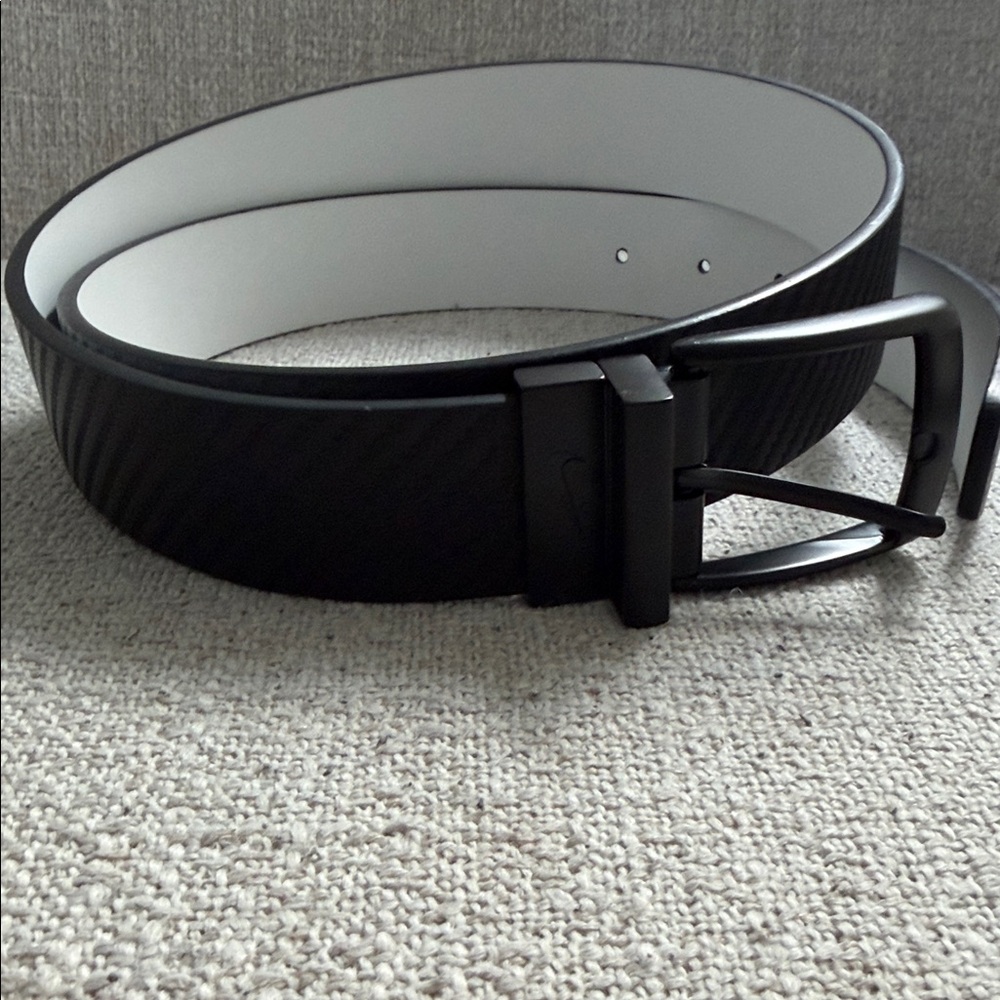 Nike Black and White Men's Belt
